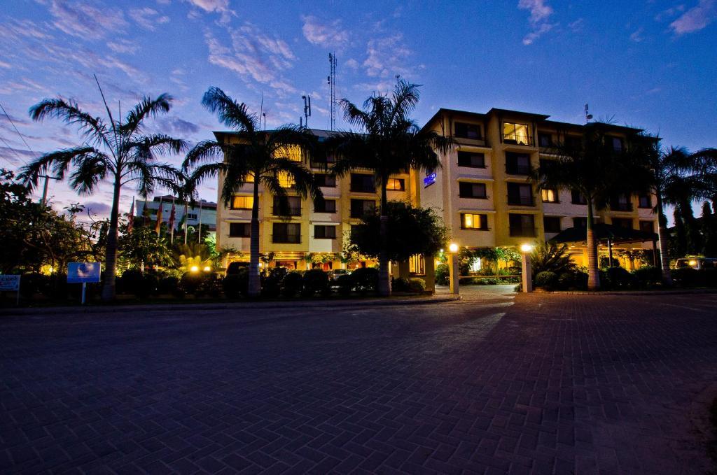 Sea Cliff Court Hotel & Luxury Apartments Dar es Salaam Eksteriør billede